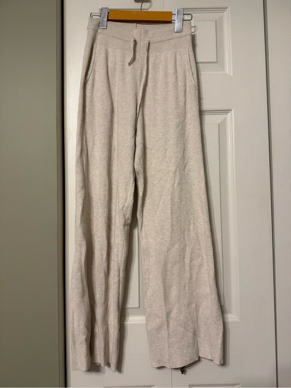 Women’s Knit Drawstring Pants in Light Beige